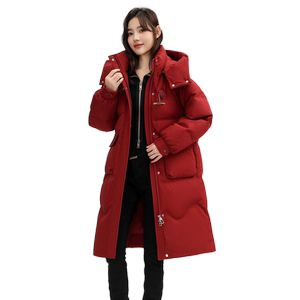 雪中飞2024秋冬新款女士羽绒服中长款牛角扣廓形简约过膝保暖红