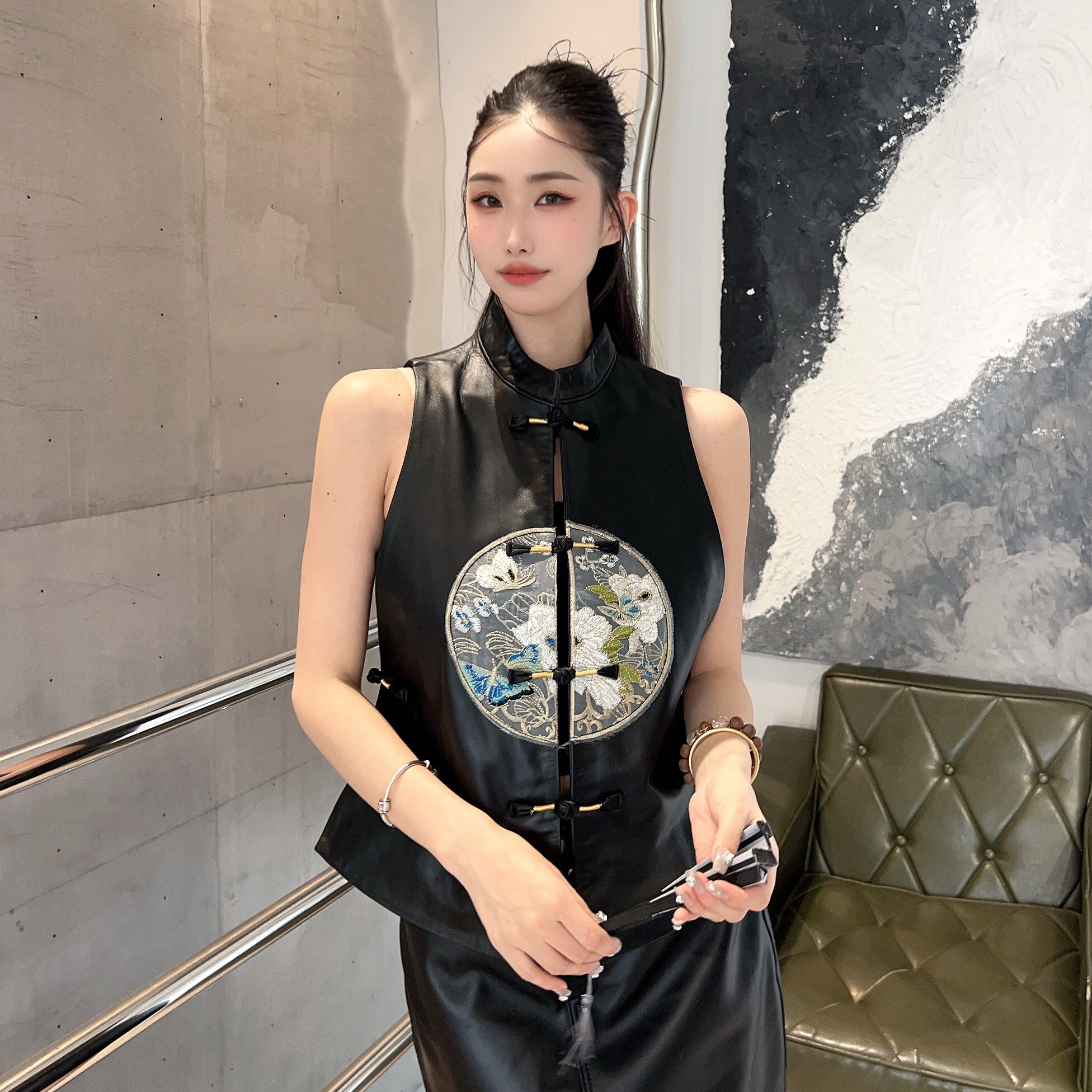 单排扣短款绵羊皮复古风外搭立领