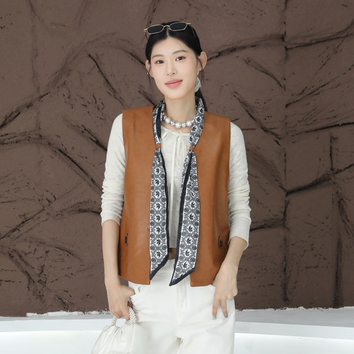 真皮绵羊皮丝巾领显瘦马甲女
