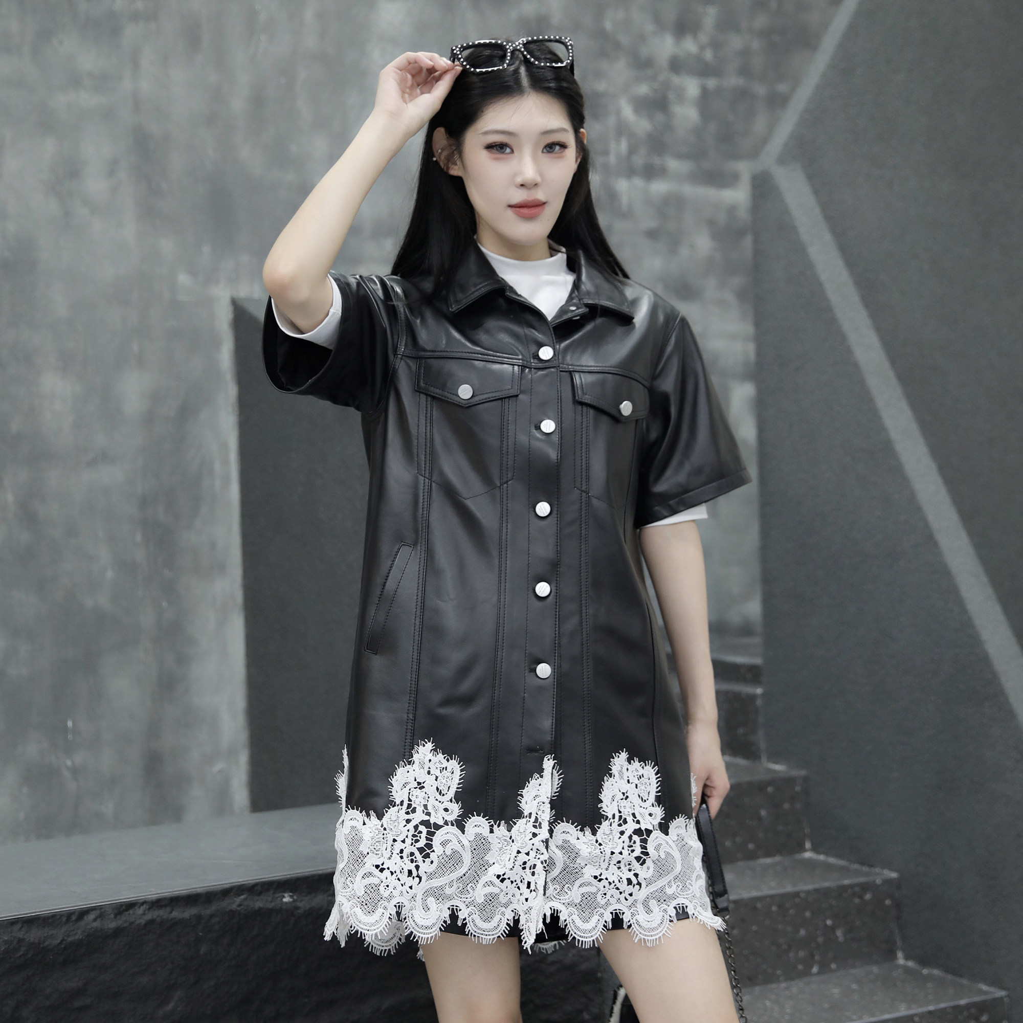真皮黑色皮衣女中长款2025秋新款