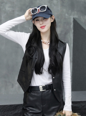 绵羊皮马甲女短款2025秋季新款真皮V领无袖外套黑色修身外搭坎肩