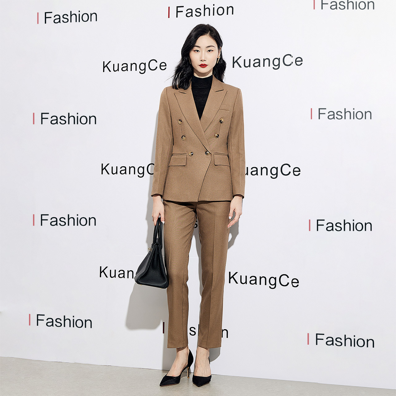 高端西装套装女主持人讲师西服