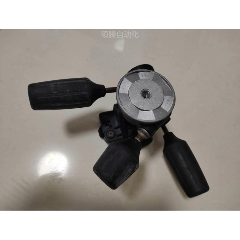 【议价】意大利进口曼富图804RC2 三维云台实物如图所示感