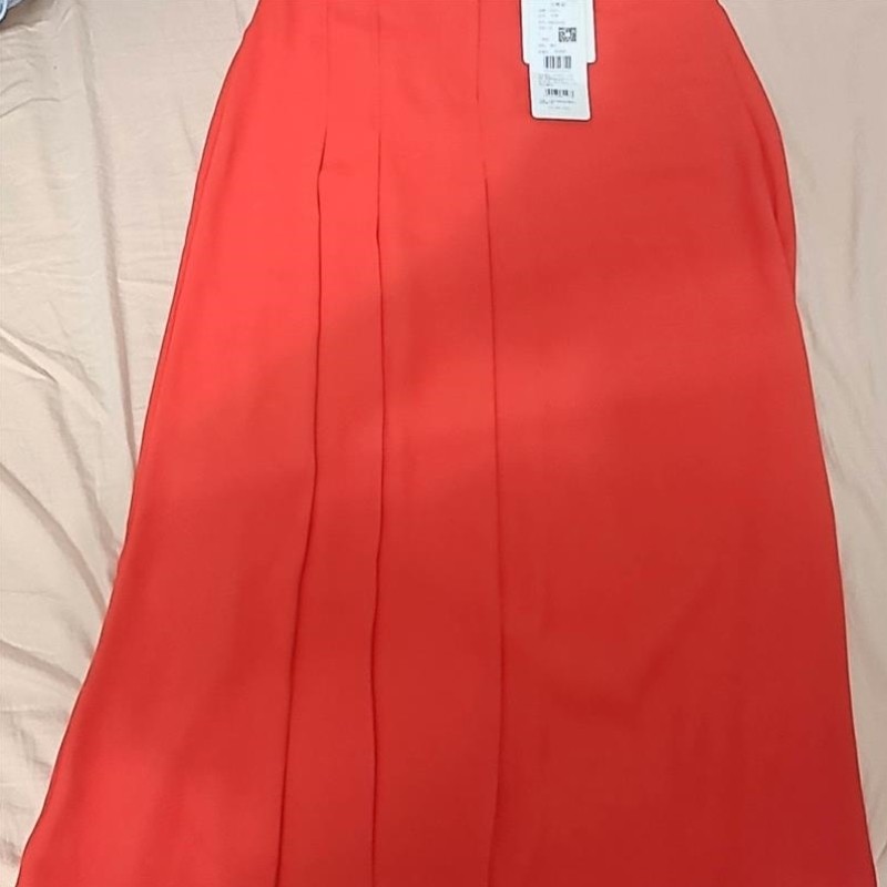 【议价】【议价】TH2011半身裙坠感很好质量不错长胖了穿不下建议