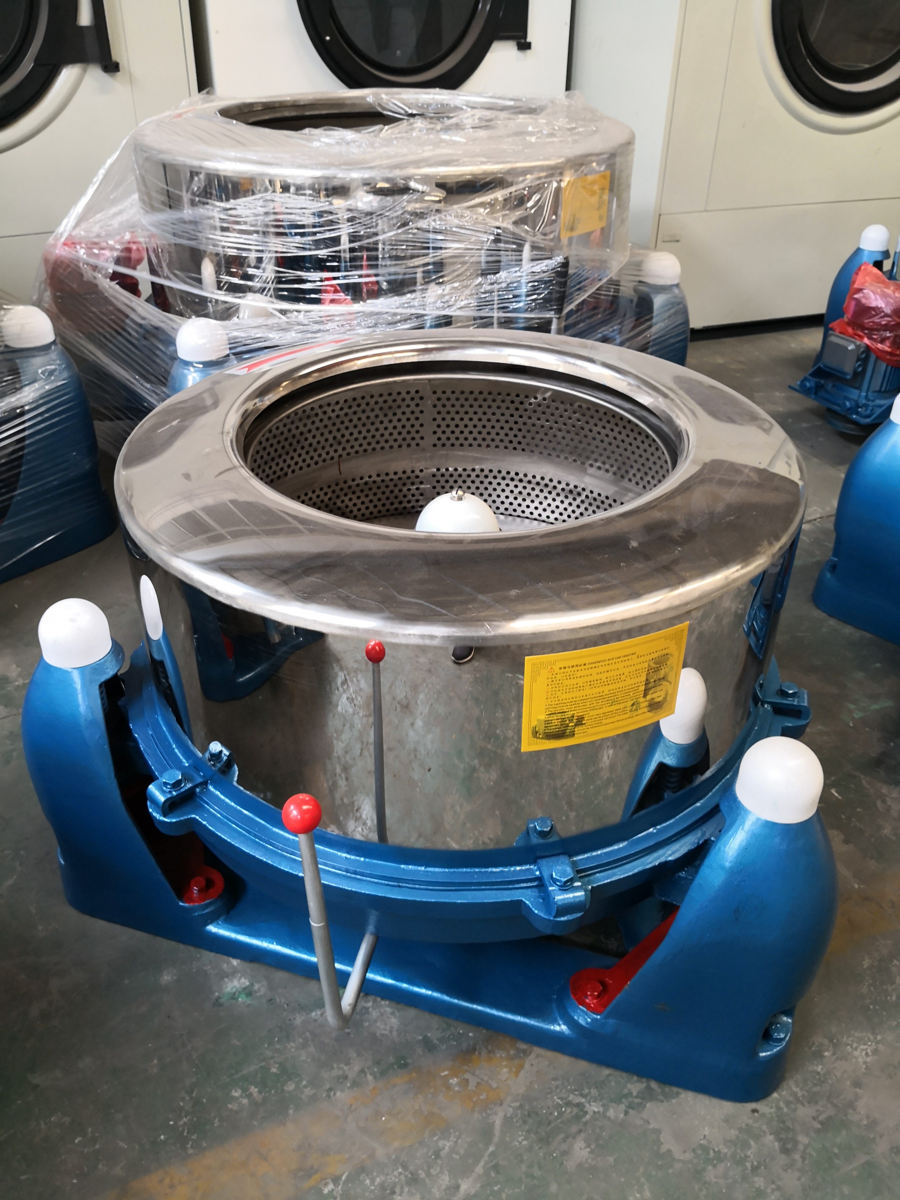 蔬菜脱水机三足离心机离心甩干机大型工业脱水机甩油机工业甩干桶