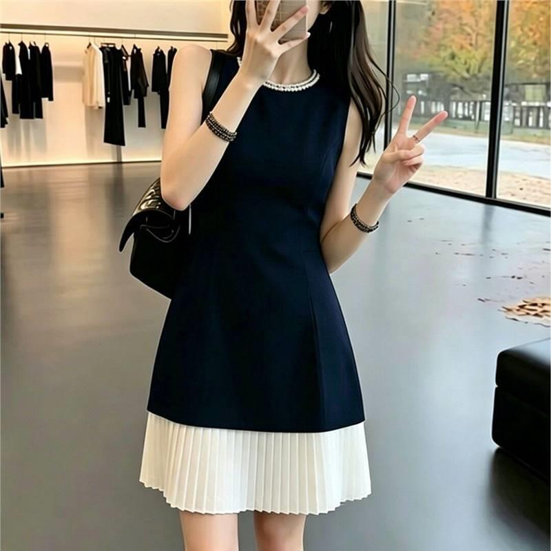杰雅服饰轻奢简约黑色无袖千金风高级感气质显瘦百褶拼接背心裙女