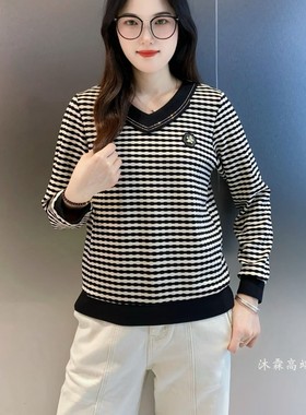 雅姿赏色珊瑚花2025秋冬新款上衣大码显瘦宽松修身百搭t恤衫18044