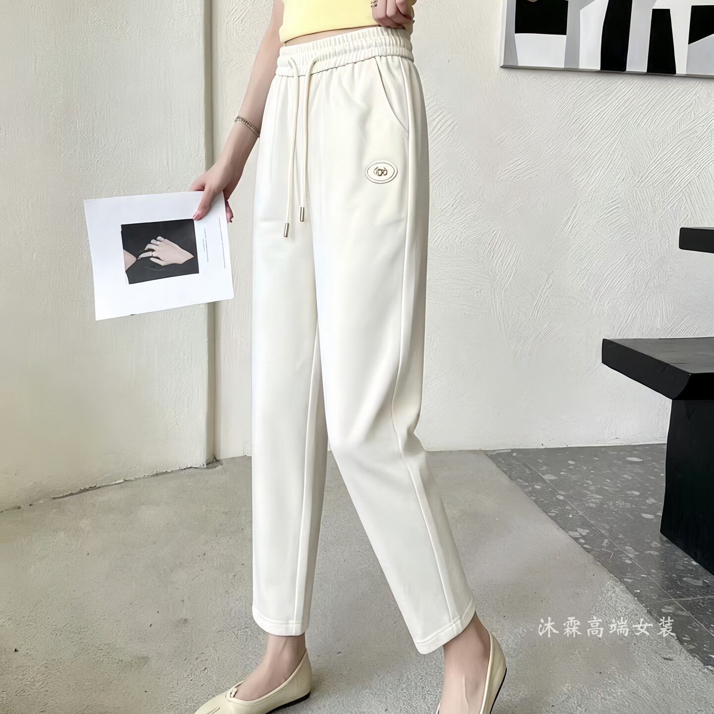雅姿赏色珊瑚花2026夏新宽松大码修身显瘦胖M休闲直筒女裤79017-1