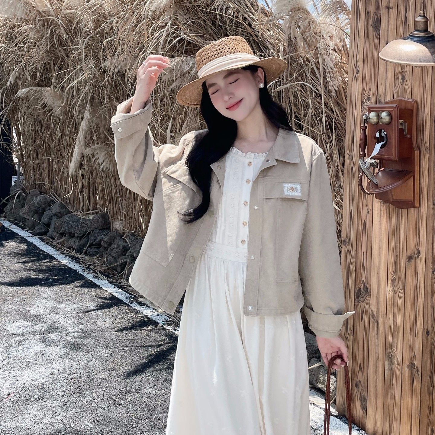 MOBAI默白【清仓6折】复古做旧工装牛仔外套秋季小个子短款上衣,女装/女士精品,短外套,淘宝优惠券,粉丝福利购,淘宝优惠卷