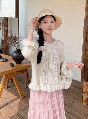 MOBAI默白 甜美温柔风镂空木耳边针织衫女春季圆领毛衣开衫上衣