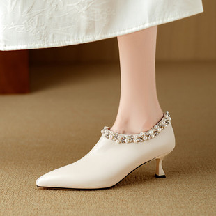 软真皮女鞋2025秋冬新款优雅珍珠水钻深口单鞋中跟尖头细跟四季鞋