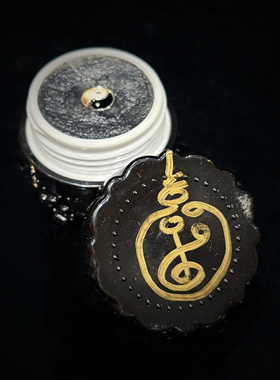 泰国特色工艺品  阿AZ興清zhai膏膏项链吊坠