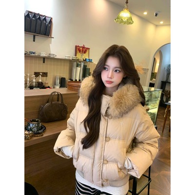 学院风减龄气质短款大毛领白鸭绒羽绒服冬季女款2025新款小个子潮