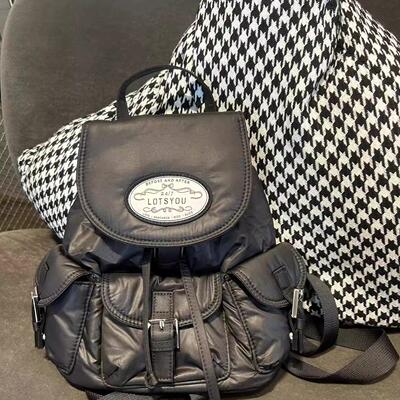 lotsyou双肩包JENNIE背包书包