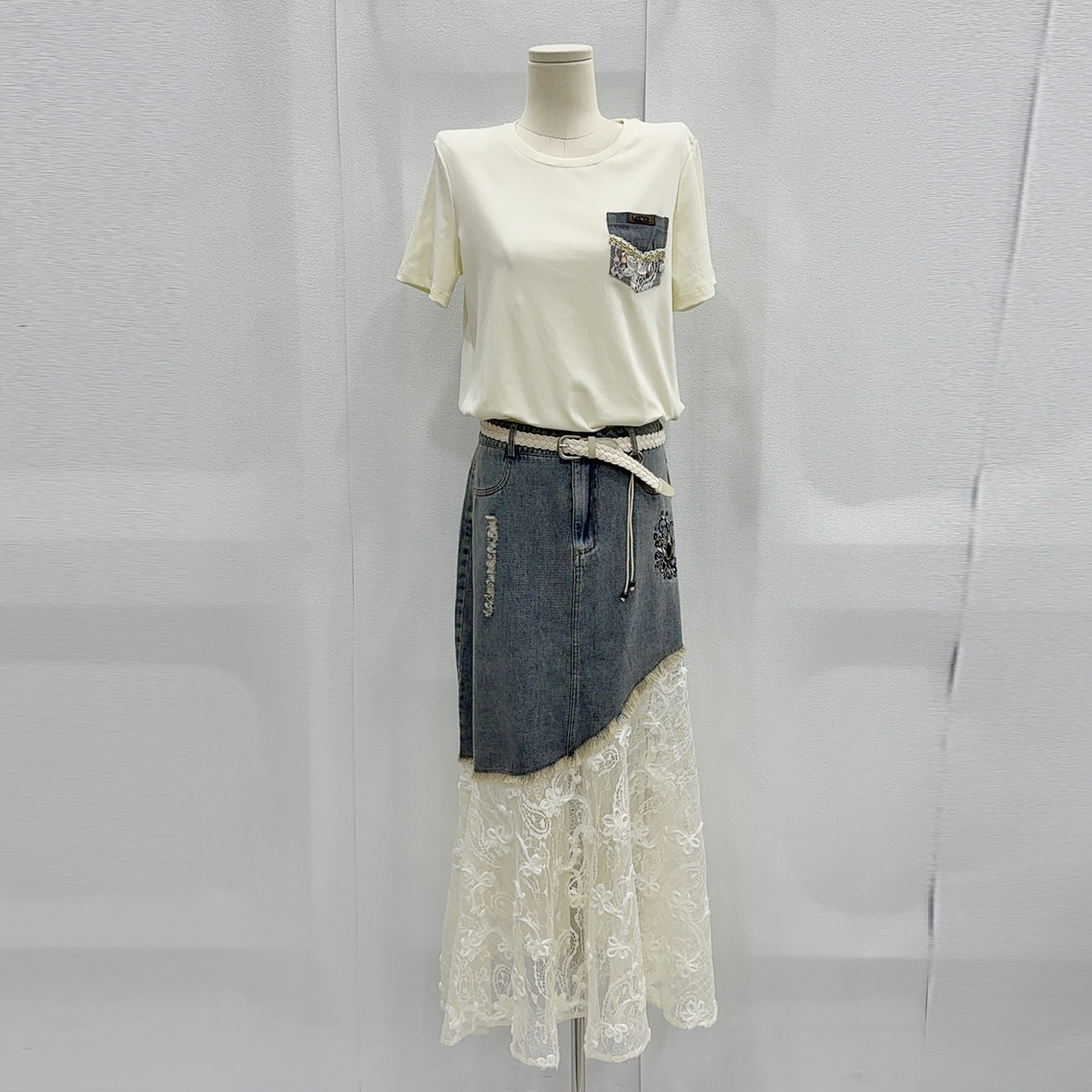 短袖T恤+牛仔拼接蕾丝半身裙两件套夏盐系气质设计感穿搭时尚套装