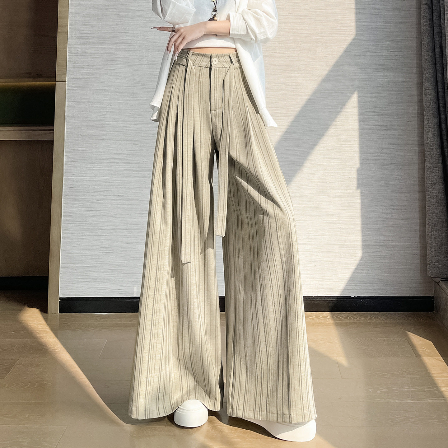 老钱风条纹棉麻阔腿西装裤女2026夏季高腰显瘦垂感拖地直筒休闲裤