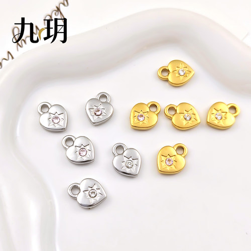 精工抛光不锈钢桃心镶钻小挂件