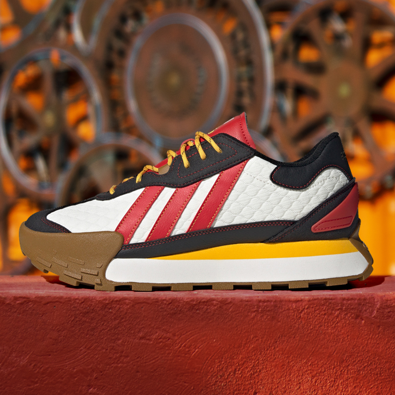 阿迪达斯兔年专柜正品运动休闲鞋