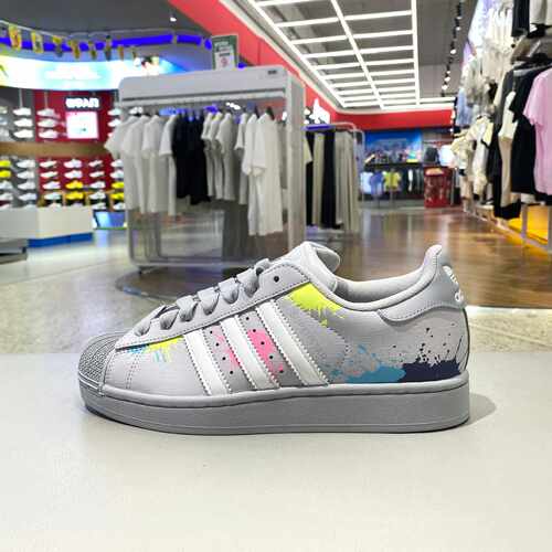 Adidas阿迪达斯三叶草男女同款涂鸦风贝壳头运动板鞋 LA3775 3774