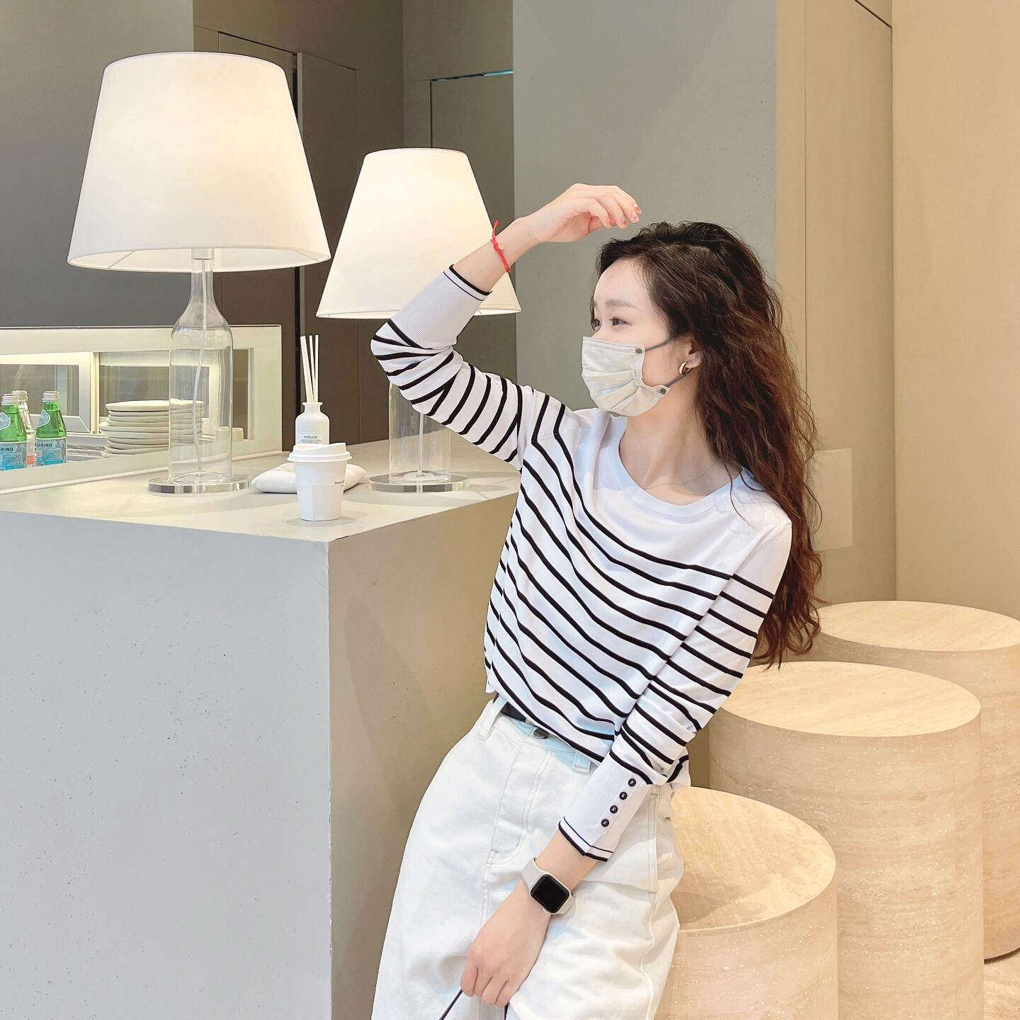 依衣阿家538025春夏新款韩版冰丝休闲时尚百搭条纹圆领长袖针织衫