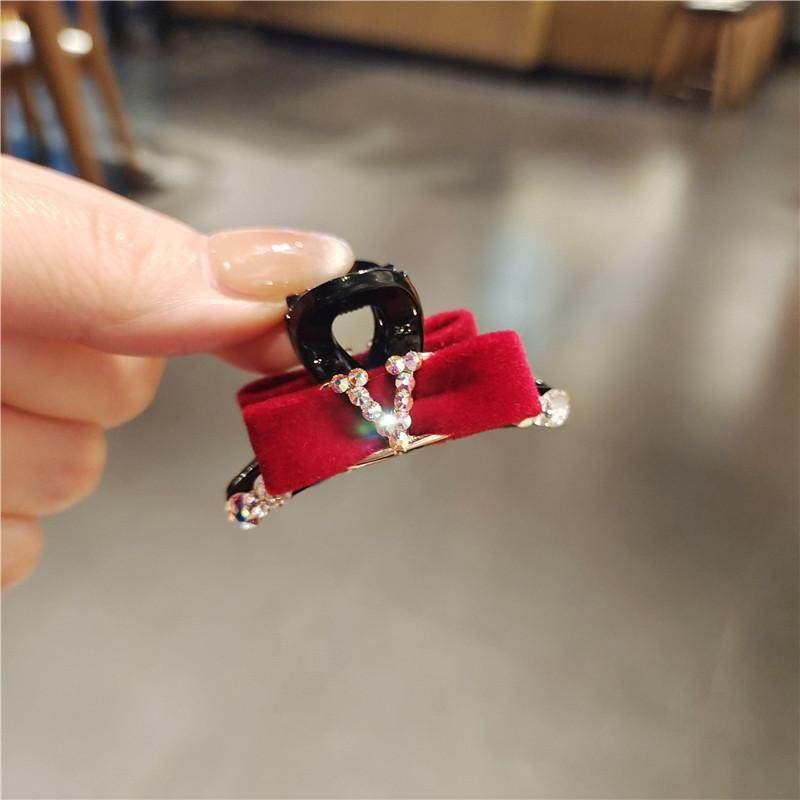 2024新款盘发鲨鱼夹头饰水钻气质