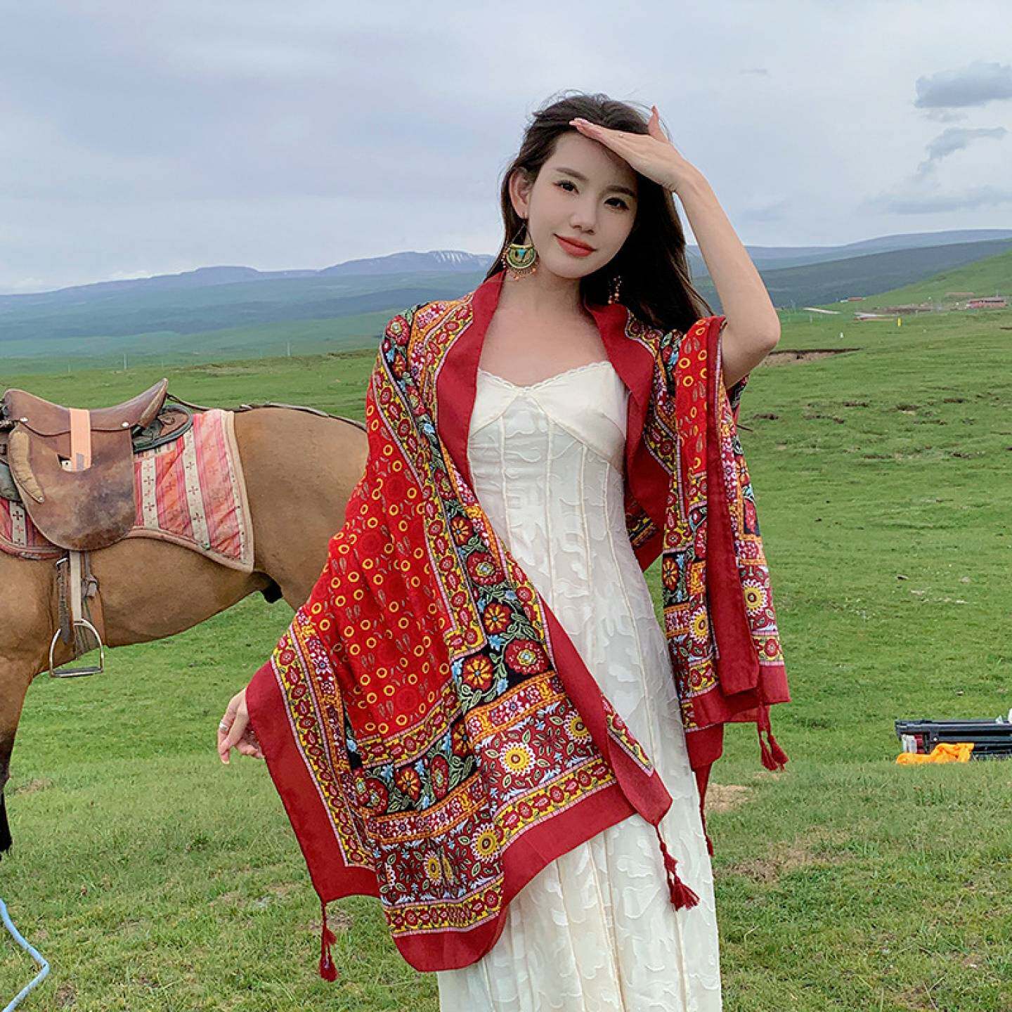 红色防晒披肩纱巾女薄款长条围巾