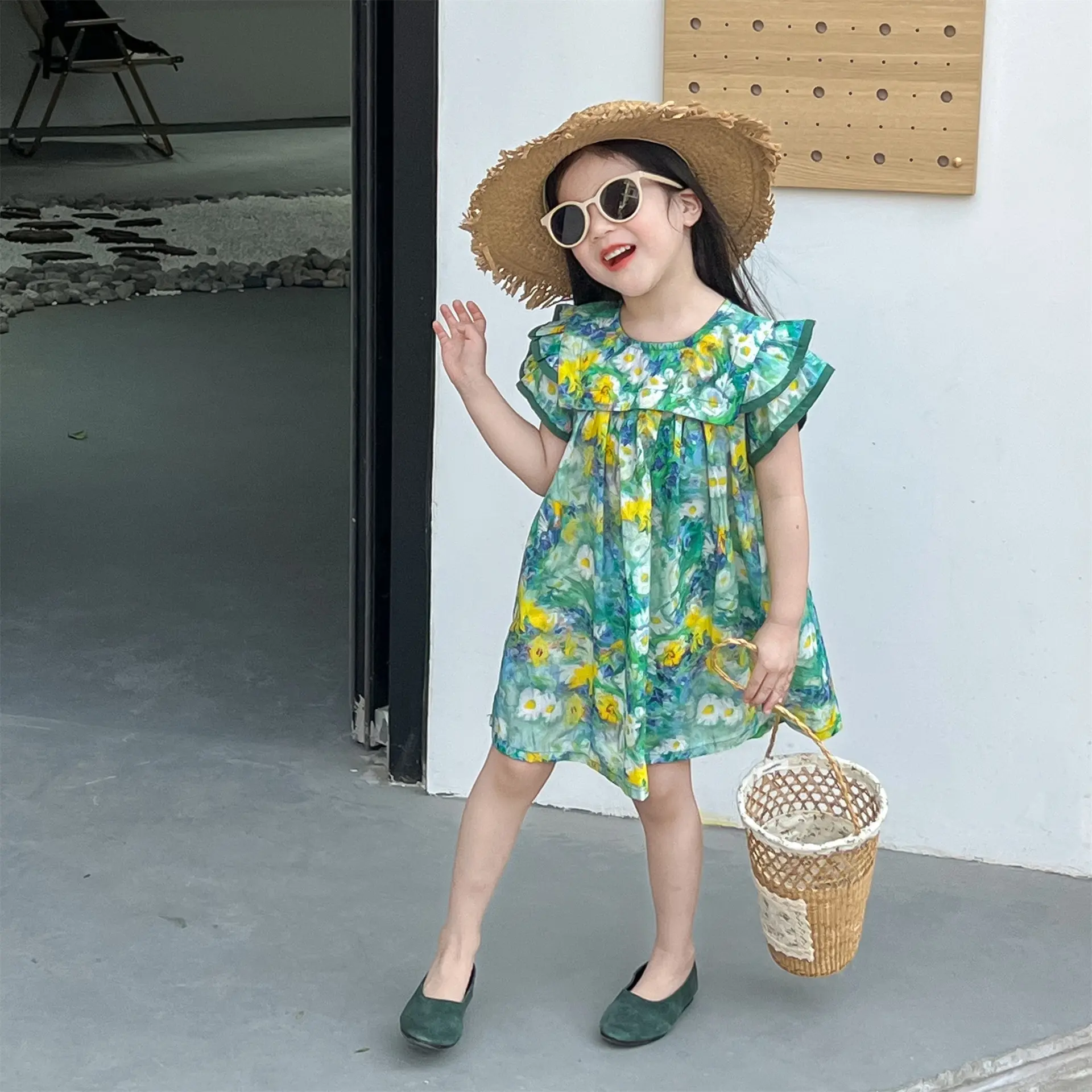 夏装女童田园小清新油画碎花飞袖方领娃娃裙公主短袖连衣裙