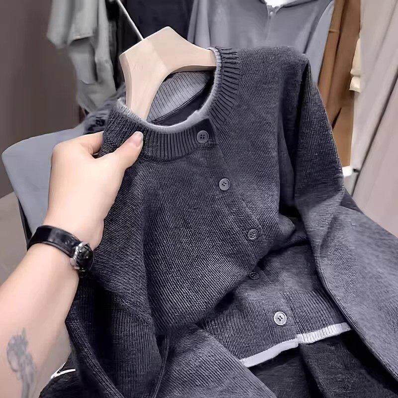 欧货灰色假两件针织开衫女2025秋冬新款大码胖MM休闲保暖毛衣外套