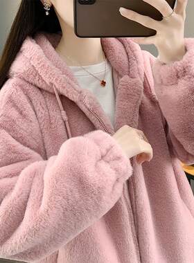 2025年冬仿懒兔毛皮草女中长款宽松加厚羊羔毛大衣连帽毛毛绒外套