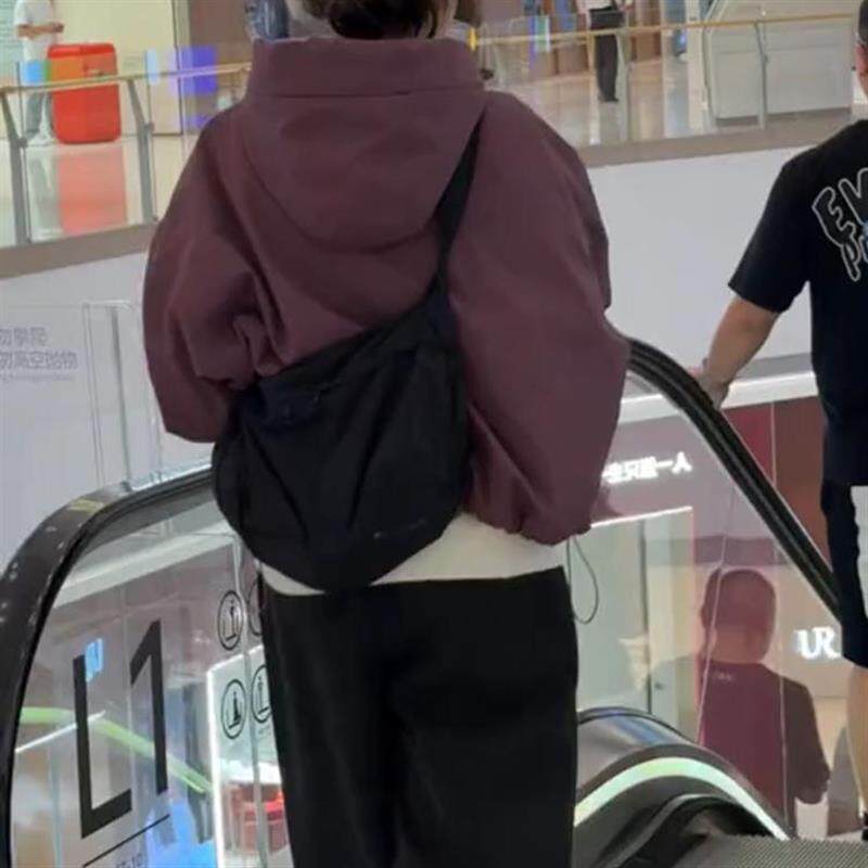 短款连帽冲锋衣外套女加棉加厚秋冬新款2025韩版爆款宽松棉服上衣