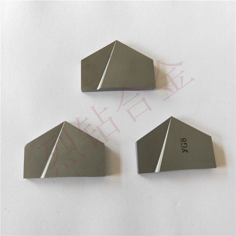 章源牌 硬质合金刀片 E211 YT15B YW1 YW2 YS8 YM15钨钢焊接刀头