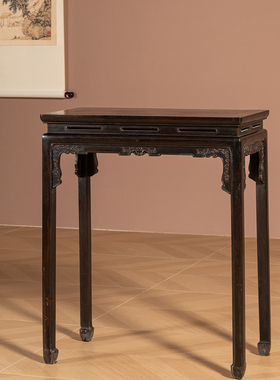 清代大红酸枝束腰马蹄腿玄关桌