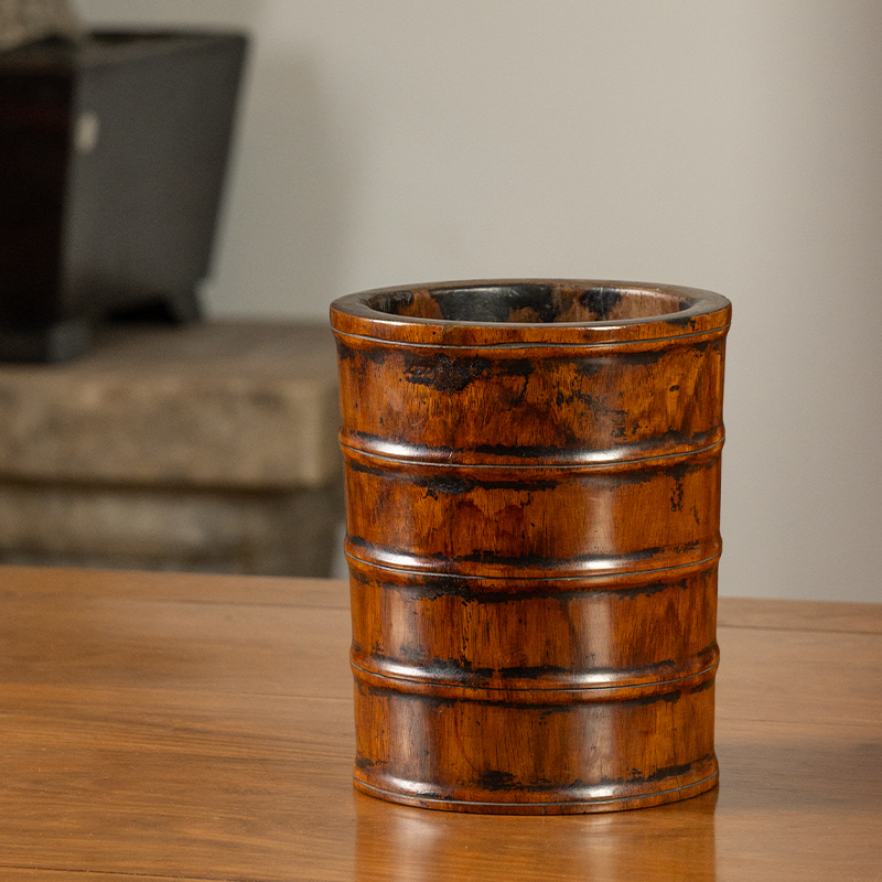 清代黄花梨竹节工笔筒