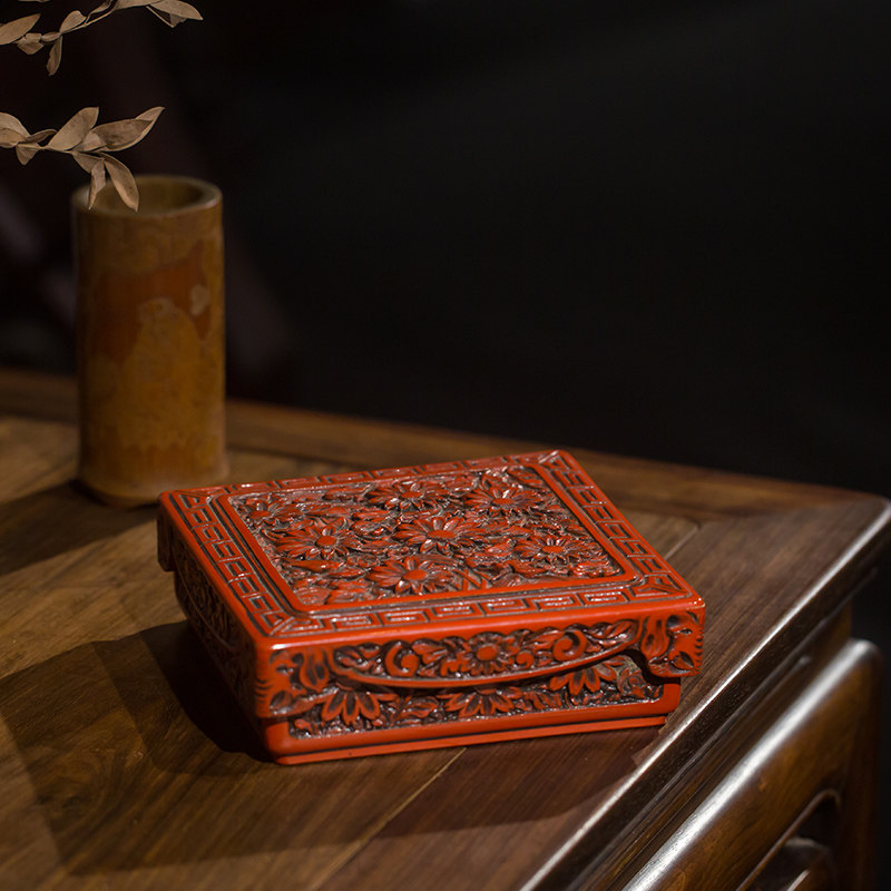 清代剔红花卉纹方形盖盒老物件文玩古董摆件大漆艺术品收藏文房盒
