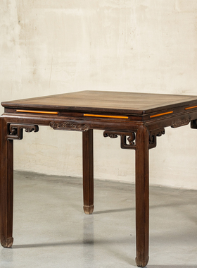 红木嵌黄杨木五珠连云八仙桌