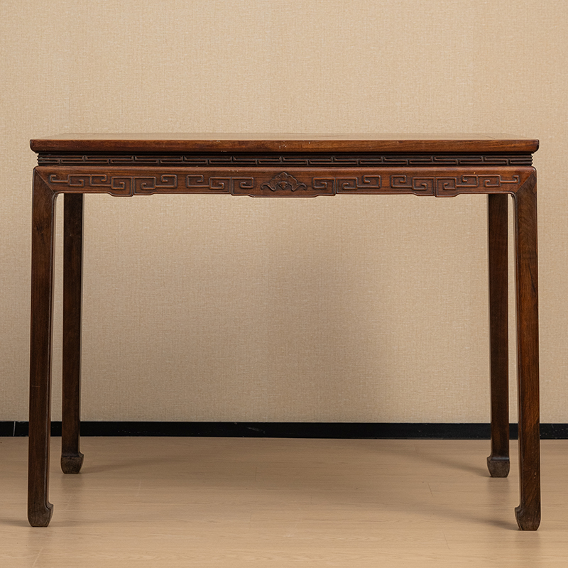 清代红木束腰马蹄腿回纹独板画桌明清老家具古董收藏书桌办公桌