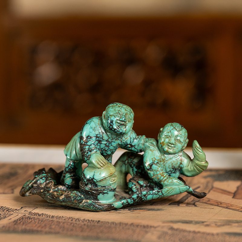 绿松石雕童子戏金蟾摆件