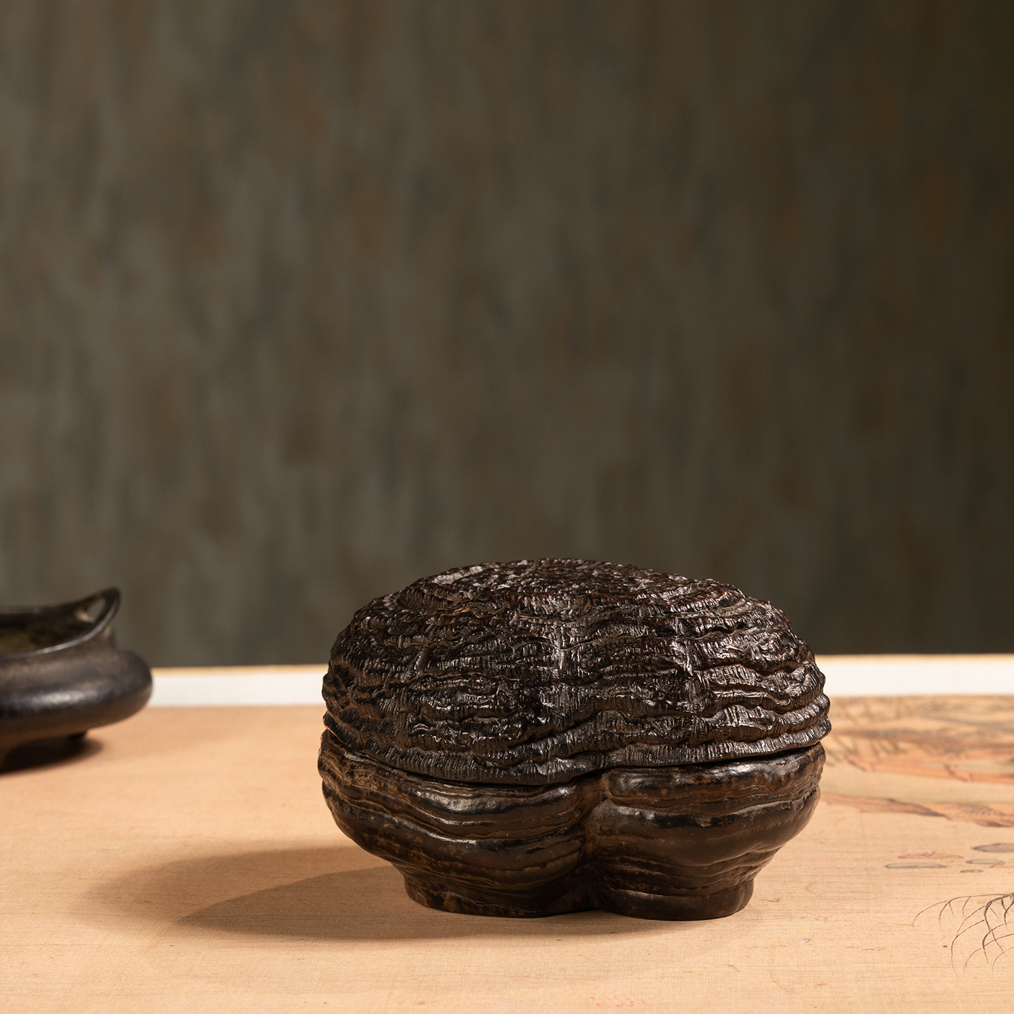 清代紫檀配沉香木雕灵芝纹随形香盒老物件古董收藏小叶紫檀印泥盒