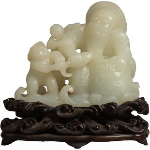 清代和田玉雕渔翁童子人物山子摆件（红木座）古董玉器收藏310.4g