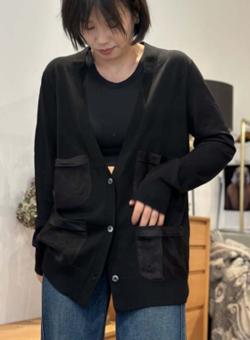 简约奢感 多口袋设计感 极细羊毛V领长袖针织开衫通勤黑色外套女