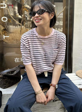 胖小妮的春天百搭亚麻条纹上衣女
