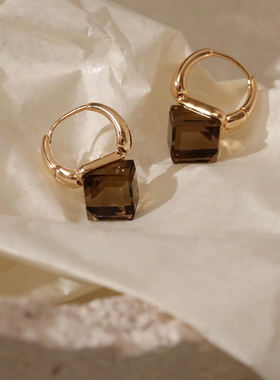 茶咖色方块钻石耳坠独特漂亮女人味小巧耳钉耳扣轻奢高级感耳环