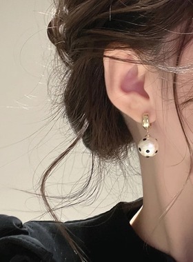 波点珍珠耳坠女气质耳环耳扣高级感复古耳饰2025新款