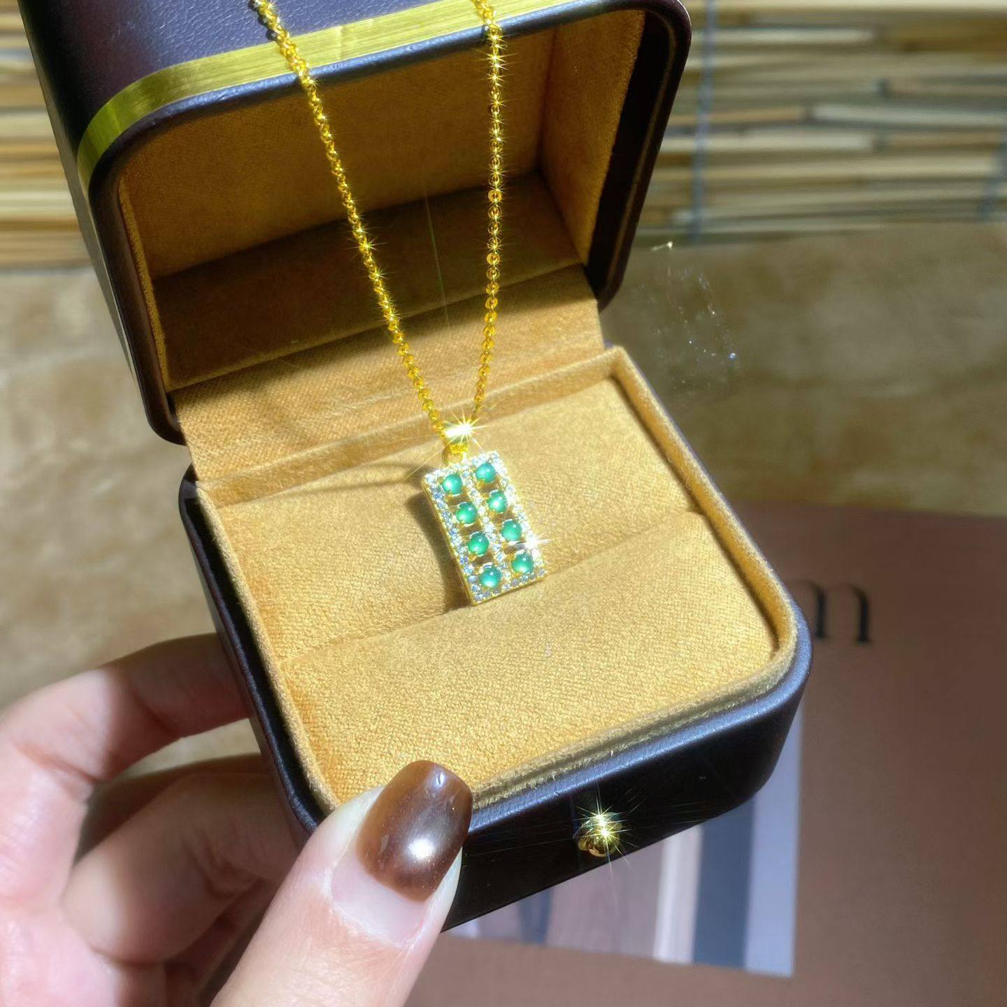 A货女款天然翡翠新中式高级感