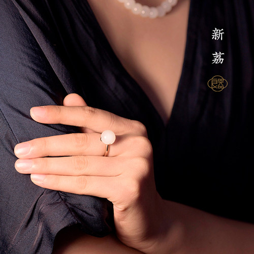 良器艺术白玉戒指18K金女款手饰