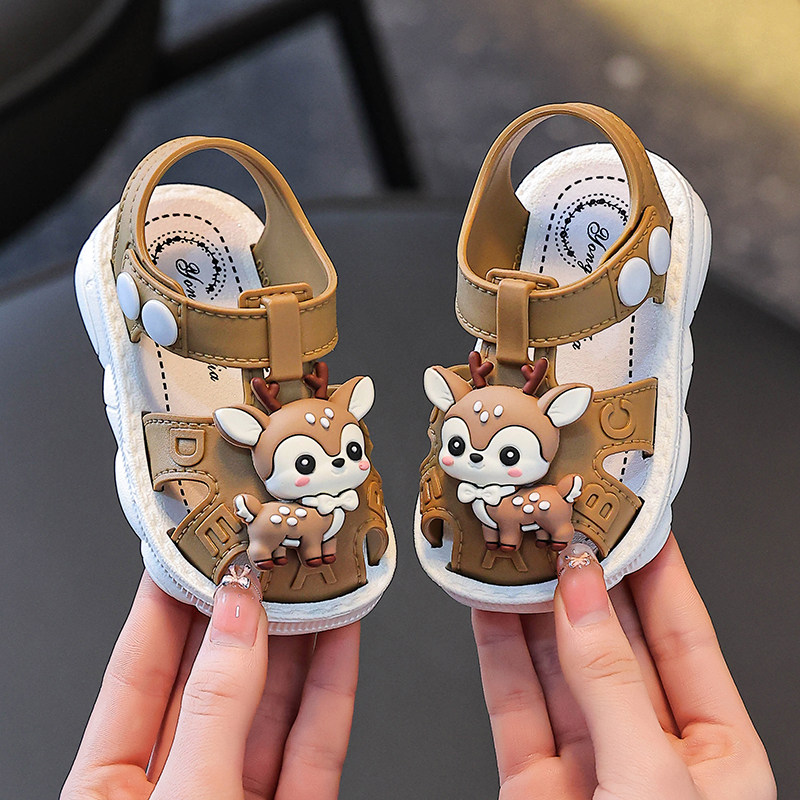 儿童包头凉鞋夏季新款男女童防踢百搭防水宝宝可爱防滑卡通学步鞋