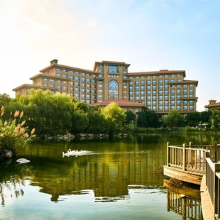 世茂酒店9城10店通兑高级房3晚可拆含双早 全期不加价