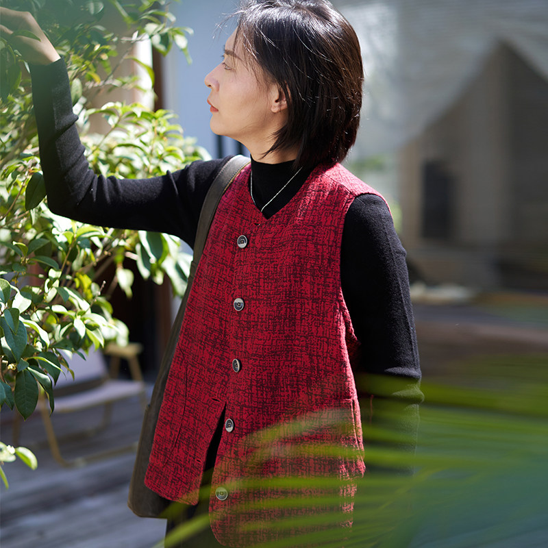 柒白2025春季新款复古文艺保暖夹棉马甲气质宽松叠穿棉麻坎肩外套