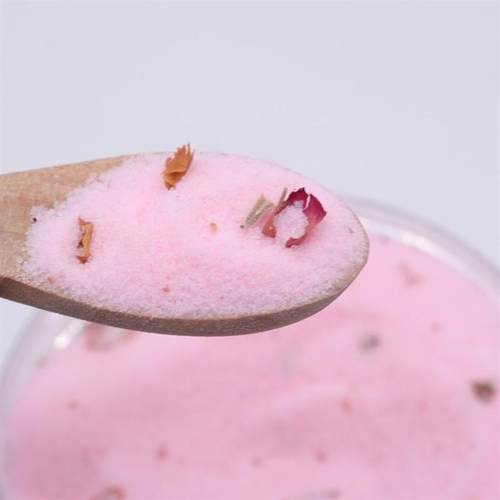 玫瑰沐浴盐全身去角质海盐鸡皮肤背部身体磨砂膏