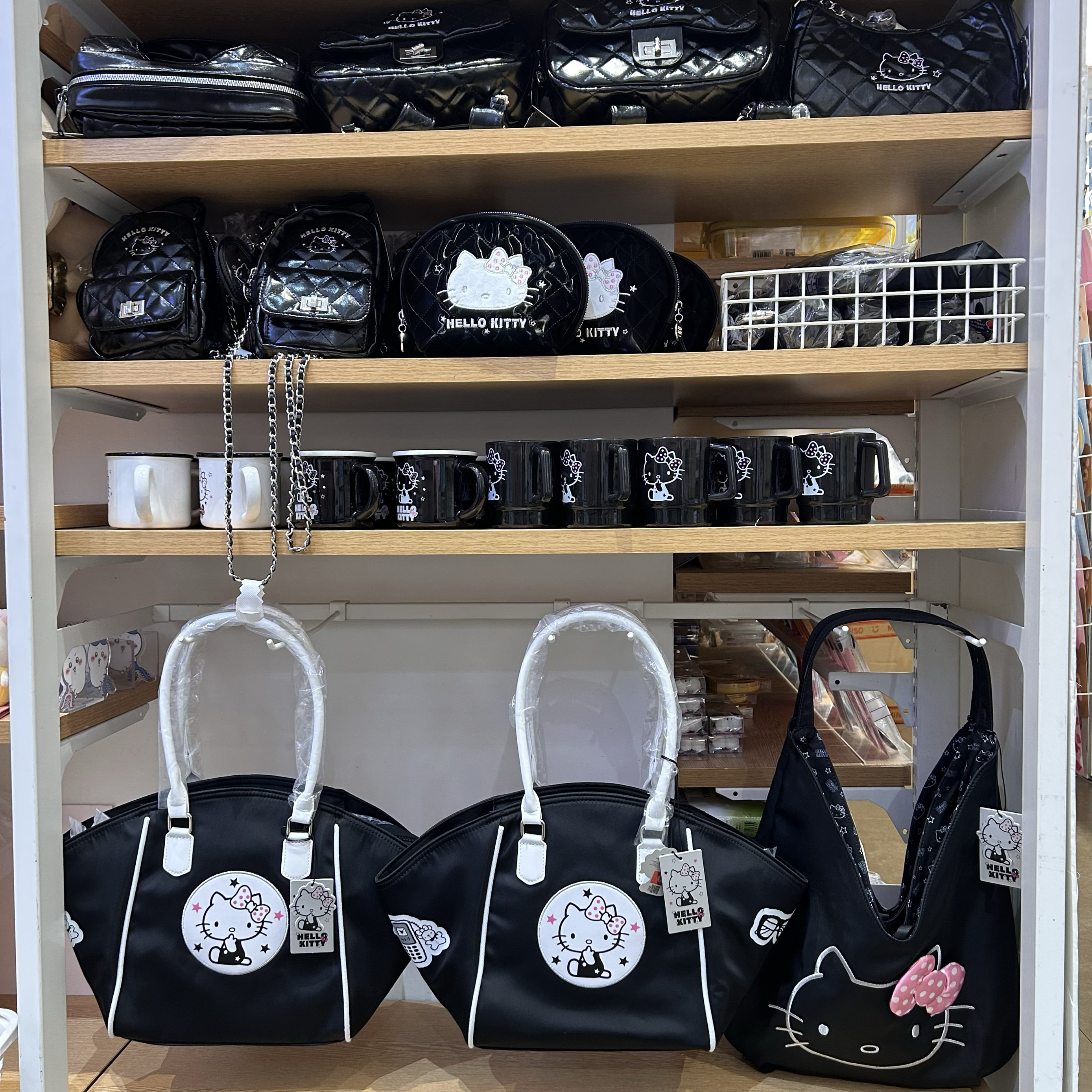 HelloKitty黑白简约系列单肩大托特包双肩包化妆包名创优品MINISO
